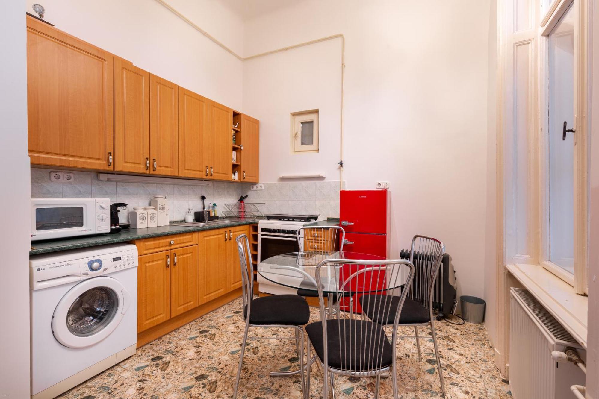 D8 Sphinx Apartman Budapeste Exterior foto